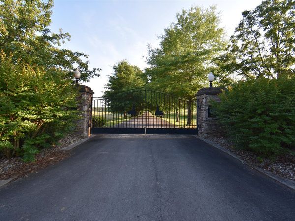 0 Beacon Street , Russell Springs, KY 42642