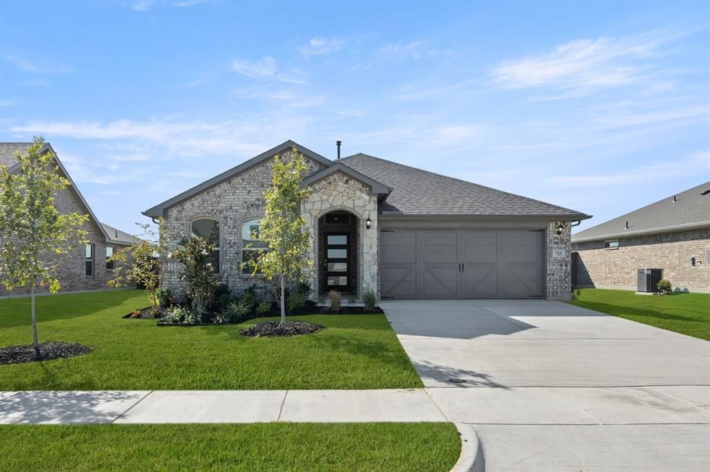 725 Scarlet Sage, Waxahachie, TX 75165 Main Photo