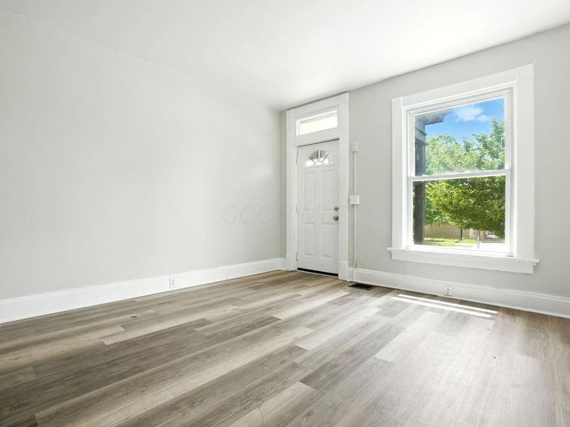 538 W Town Street, Columbus, OH 43215 Photo 4