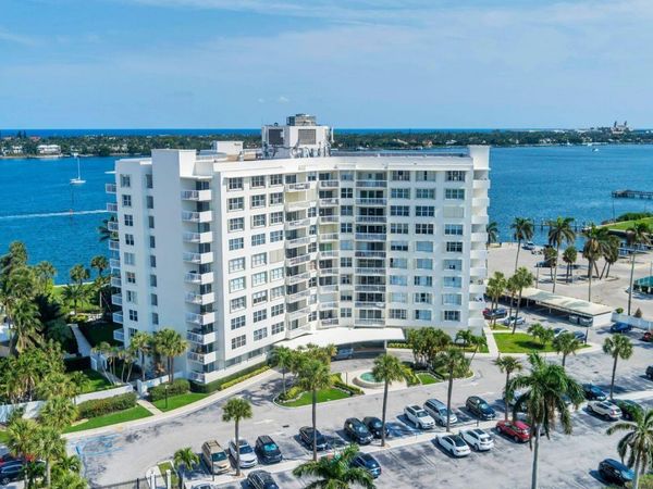 2600 N Flagler Drive, Unit 211, West Palm Beach, FL 33407