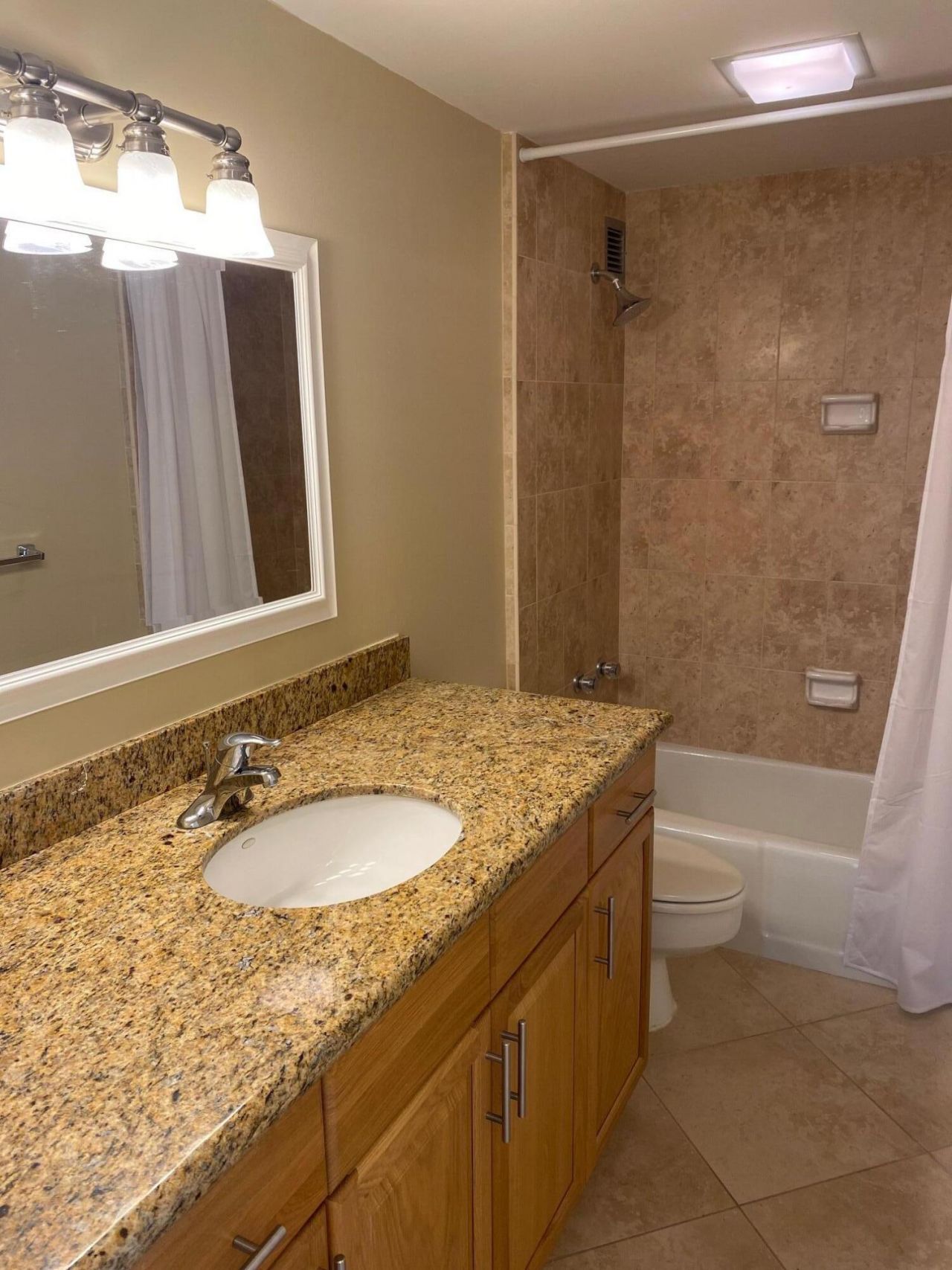 2600 N Flagler Drive, Unit 211, West Palm Beach, FL 33407 Photo