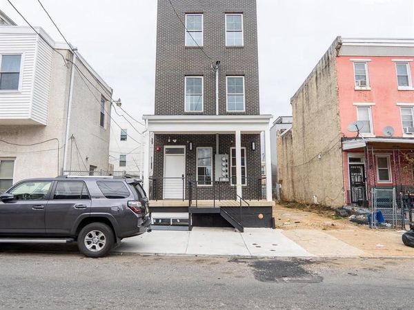3861 FAIRMOUNT AVENUE, PHILADELPHIA, PA 19104
