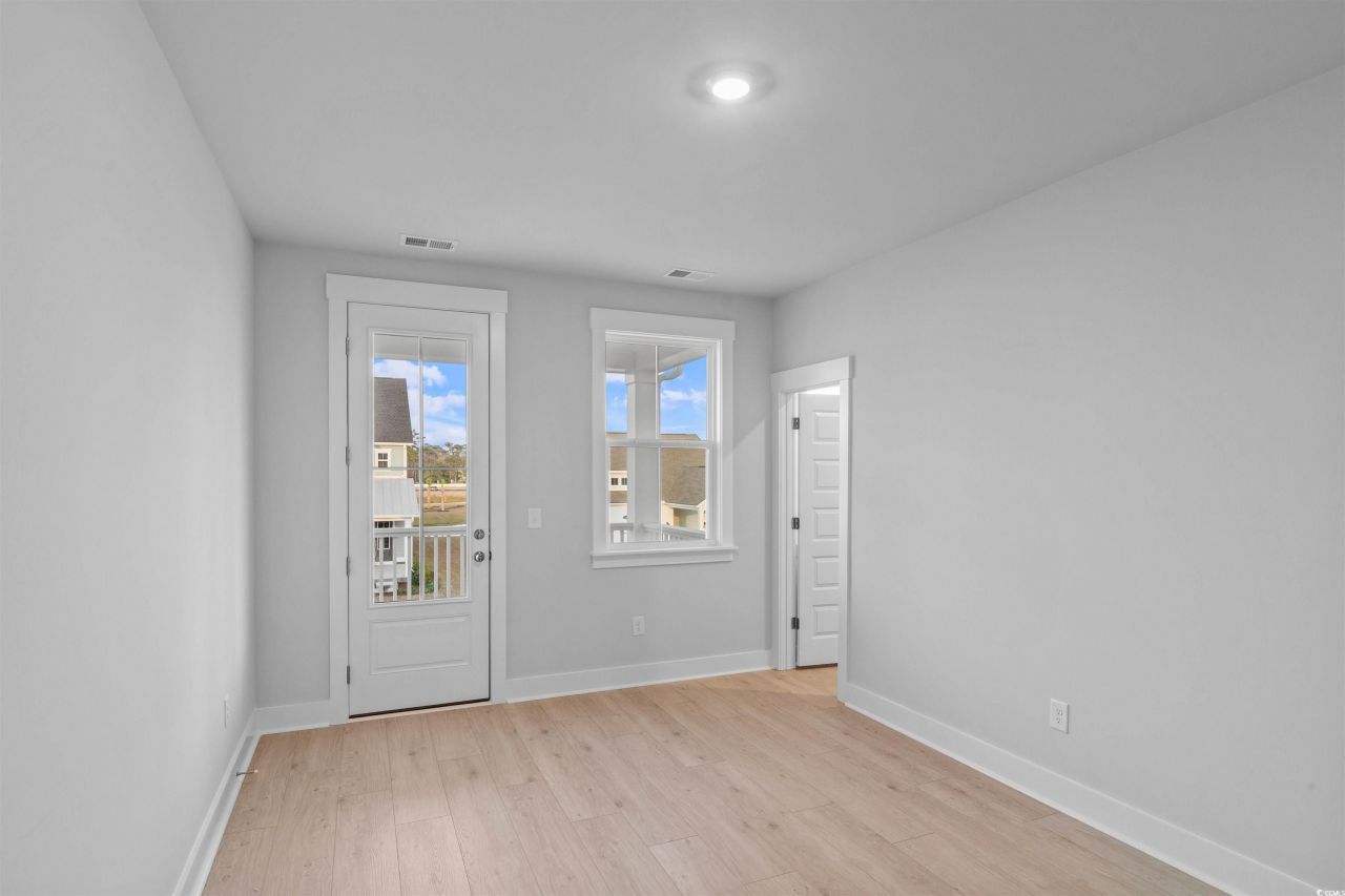 221 Atlantic Breeze St. Photo 11