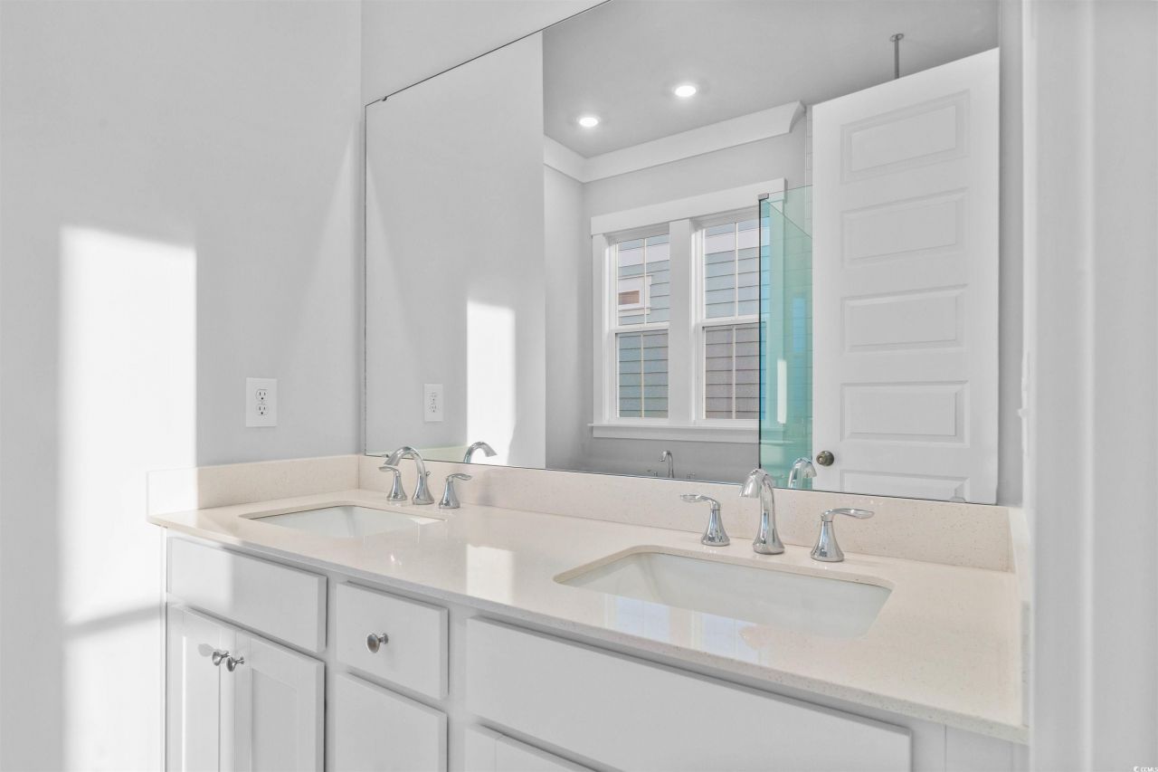 221 Atlantic Breeze St. Photo 33