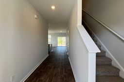310 Bluebell Way photo 4