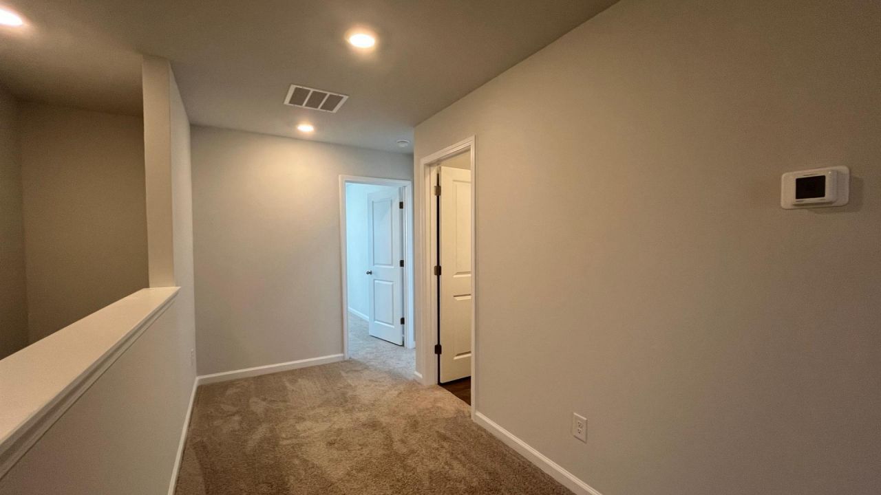 310 Bluebell Way Photo 6