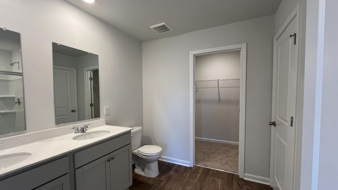 310 Bluebell Way Photo 8