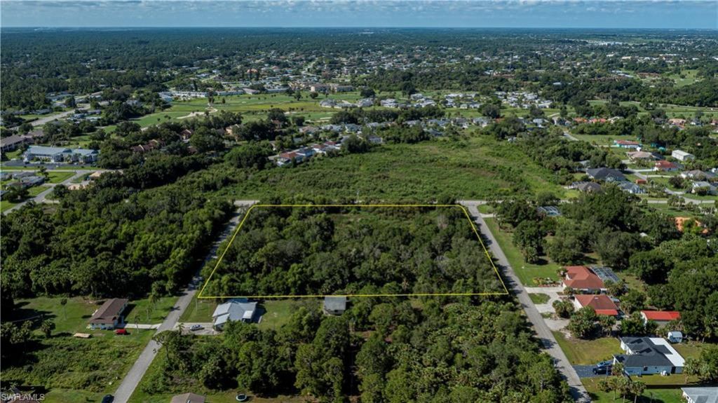 2001 E 5th St, Lehigh Acres, FL 33936 Photo