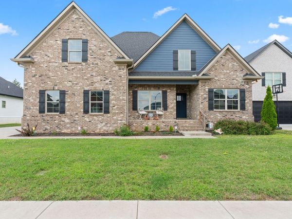 2428 Sandstone Cir, Murfreesboro, TN 37130