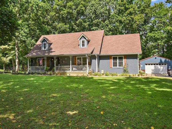 625 Mag a Mor Dr, Lafayette, TN 37083