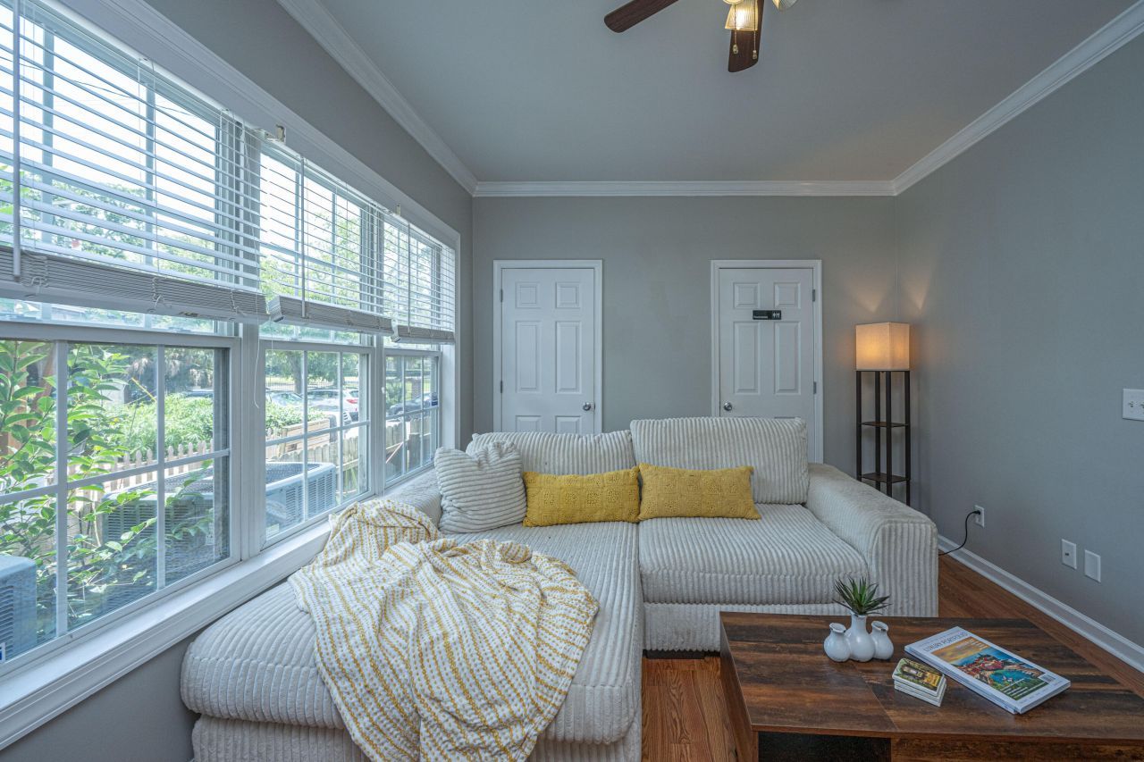 118 Congress Street Photo 6