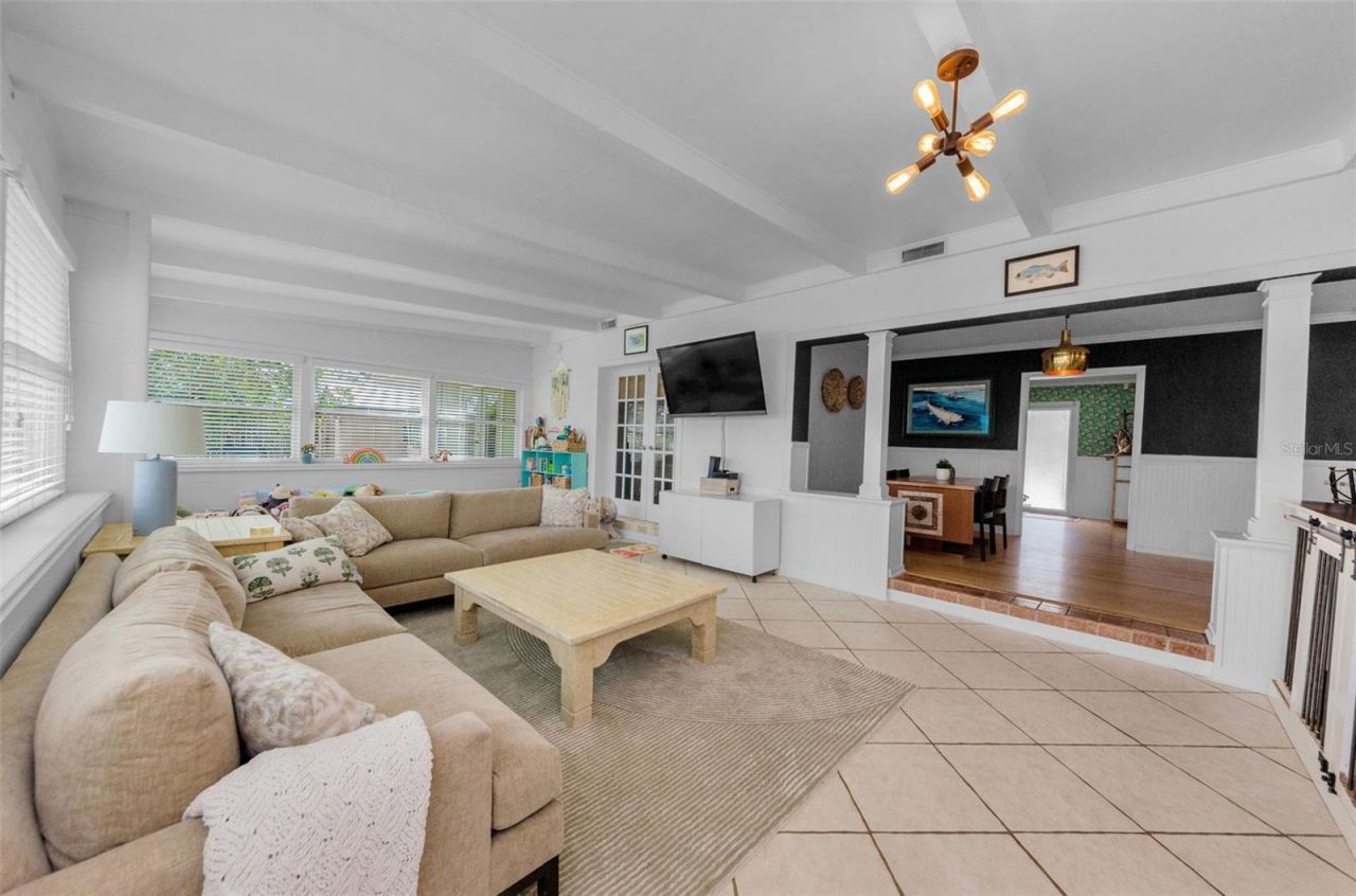 201 78th Avenue N, Saint Petersburg, FL 33702 Photo