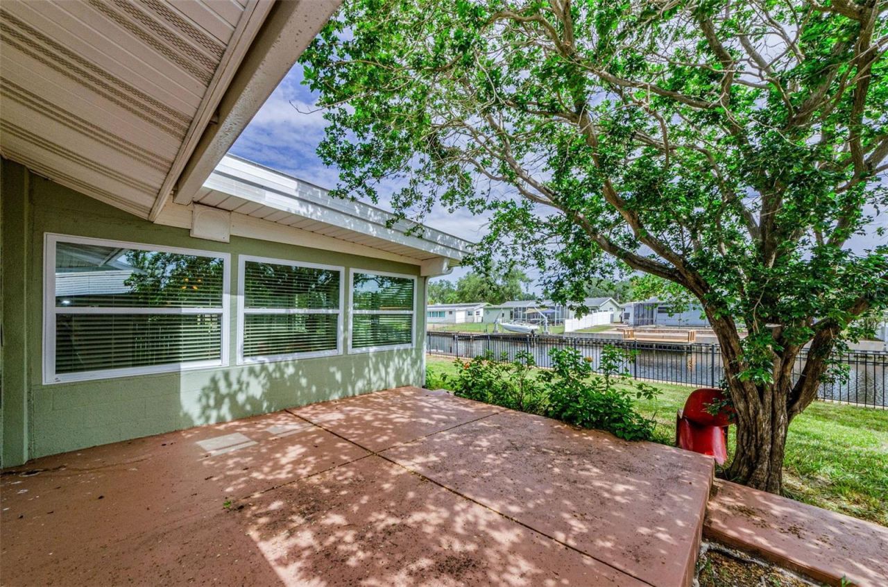 201 78th Avenue N, Saint Petersburg, FL 33702 Photo