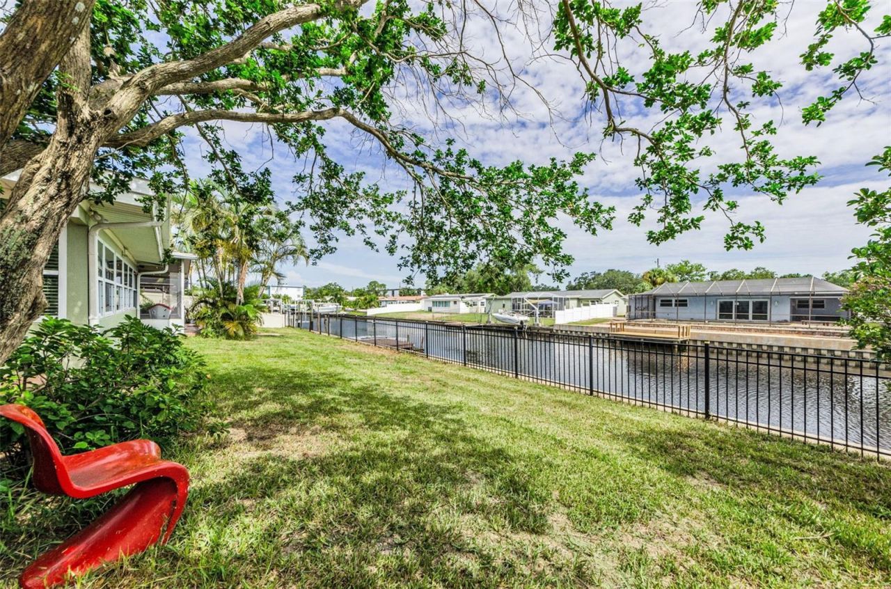 201 78th Avenue N, Saint Petersburg, FL 33702 Photo