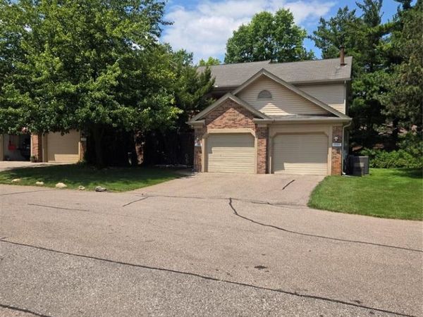 37066 Kirkshire Court, Farmington, MI 48331
