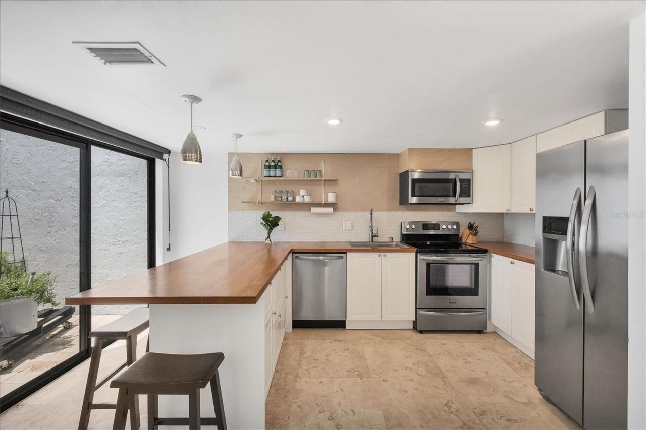 4116 61st Avenue Terrace W, Bradenton, FL 34210 Photo