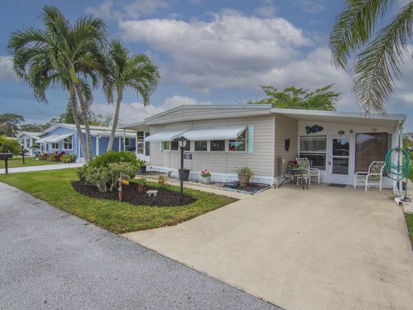 293 NE Moonstone Drive, Jensen Beach, FL 34957