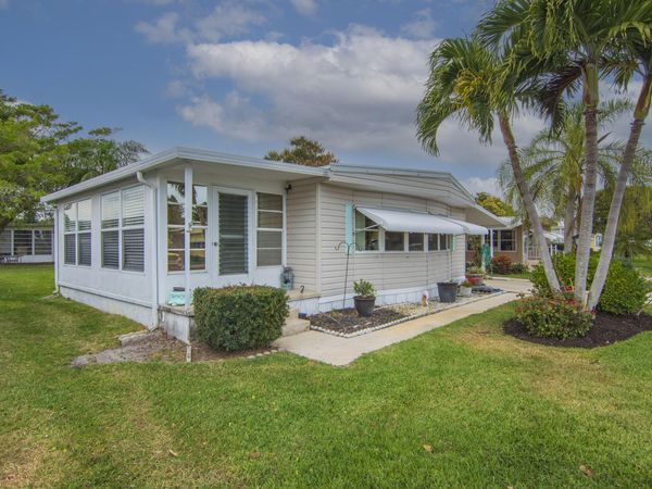 293 NE Moonstone Drive, Jensen Beach, FL 34957