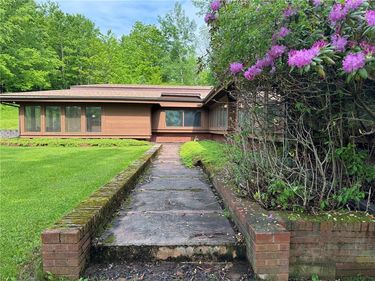 56 St Michaels Place, Kortright, NY 13842