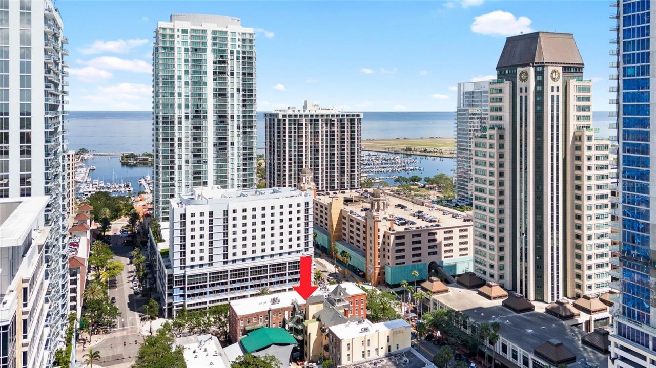 215 Central Avenue, Unit 4F, Saint Petersburg, FL 33701 Photo