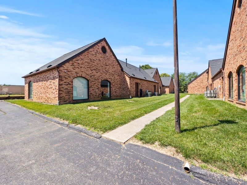 7544 Pingue Drive, Columbus, OH 43085 Photo 4