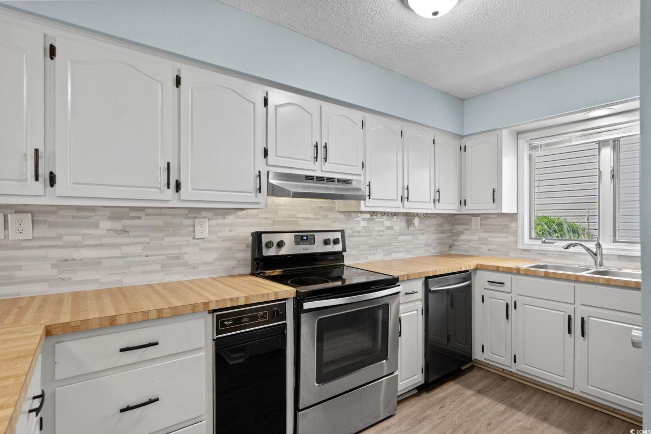 405 77th Ave. N Photo 11