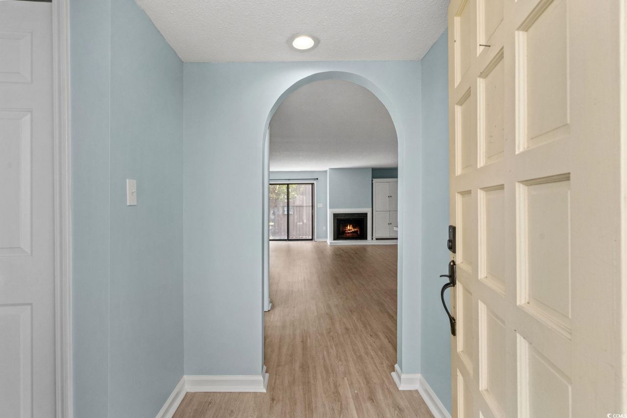 405 77th Ave. N Photo 3