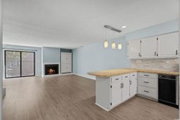 405 77th Ave. N photo 4