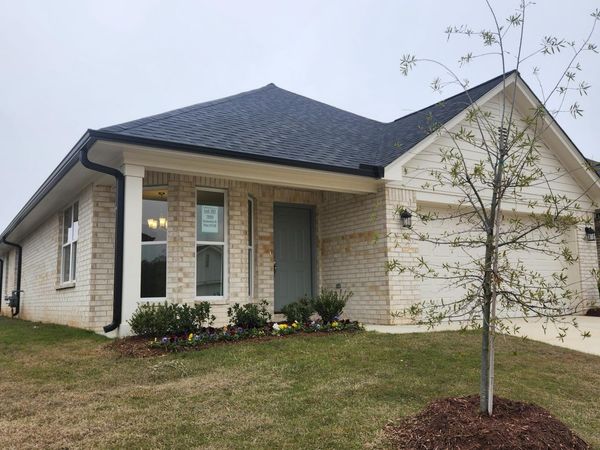 7899 Gardendale Drive, Olive Branch, MS 38654