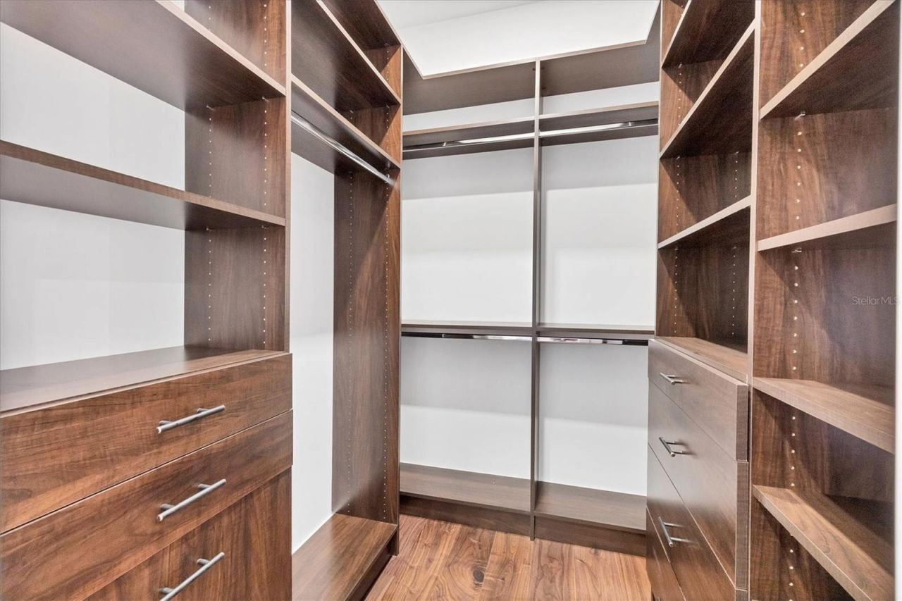 1211 Gulf Of Mexico Drive, Unit 1005, Longboat Key, FL 34228 Photo