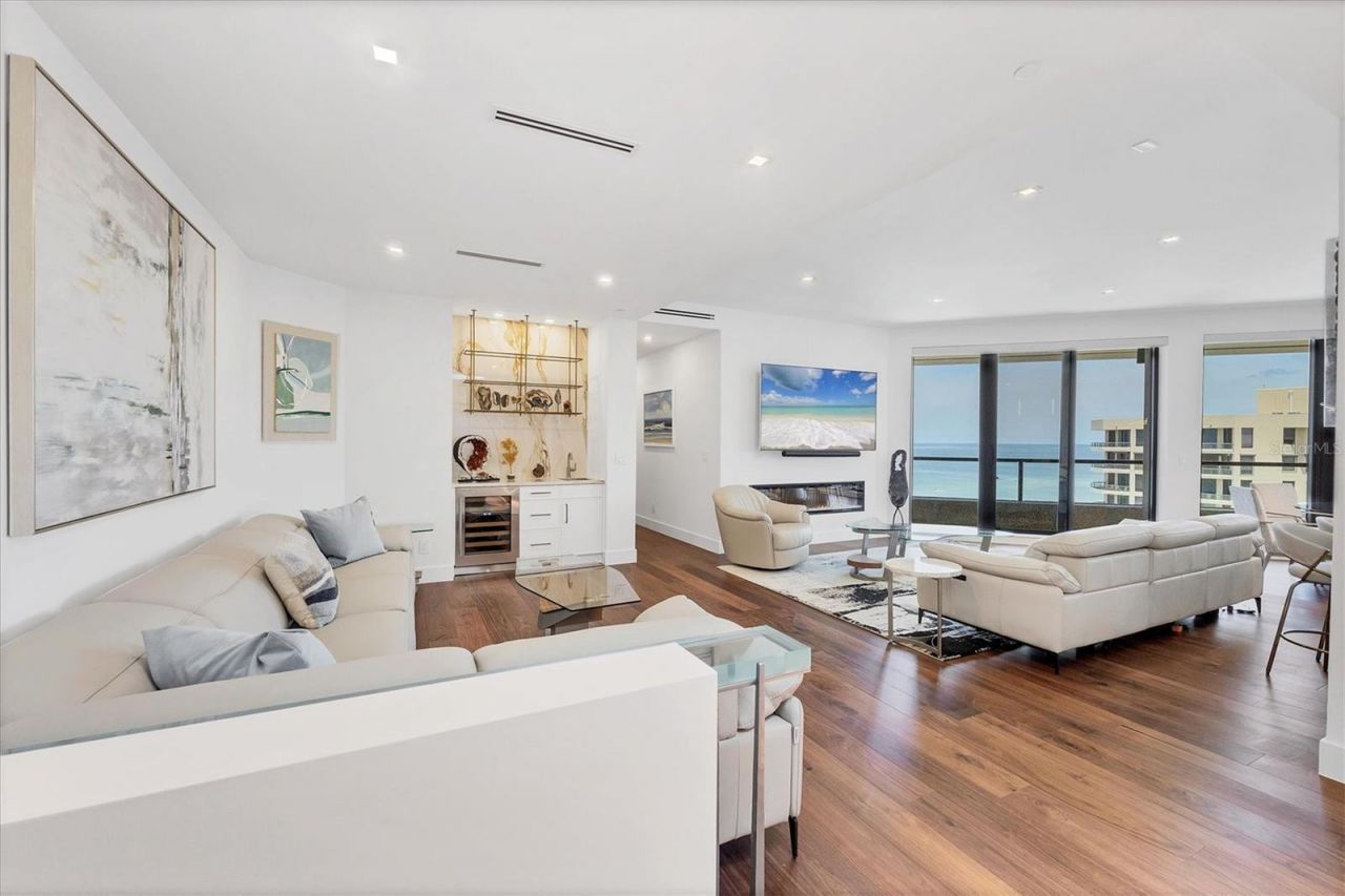 1211 Gulf Of Mexico Drive, Unit 1005, Longboat Key, FL 34228 Photo