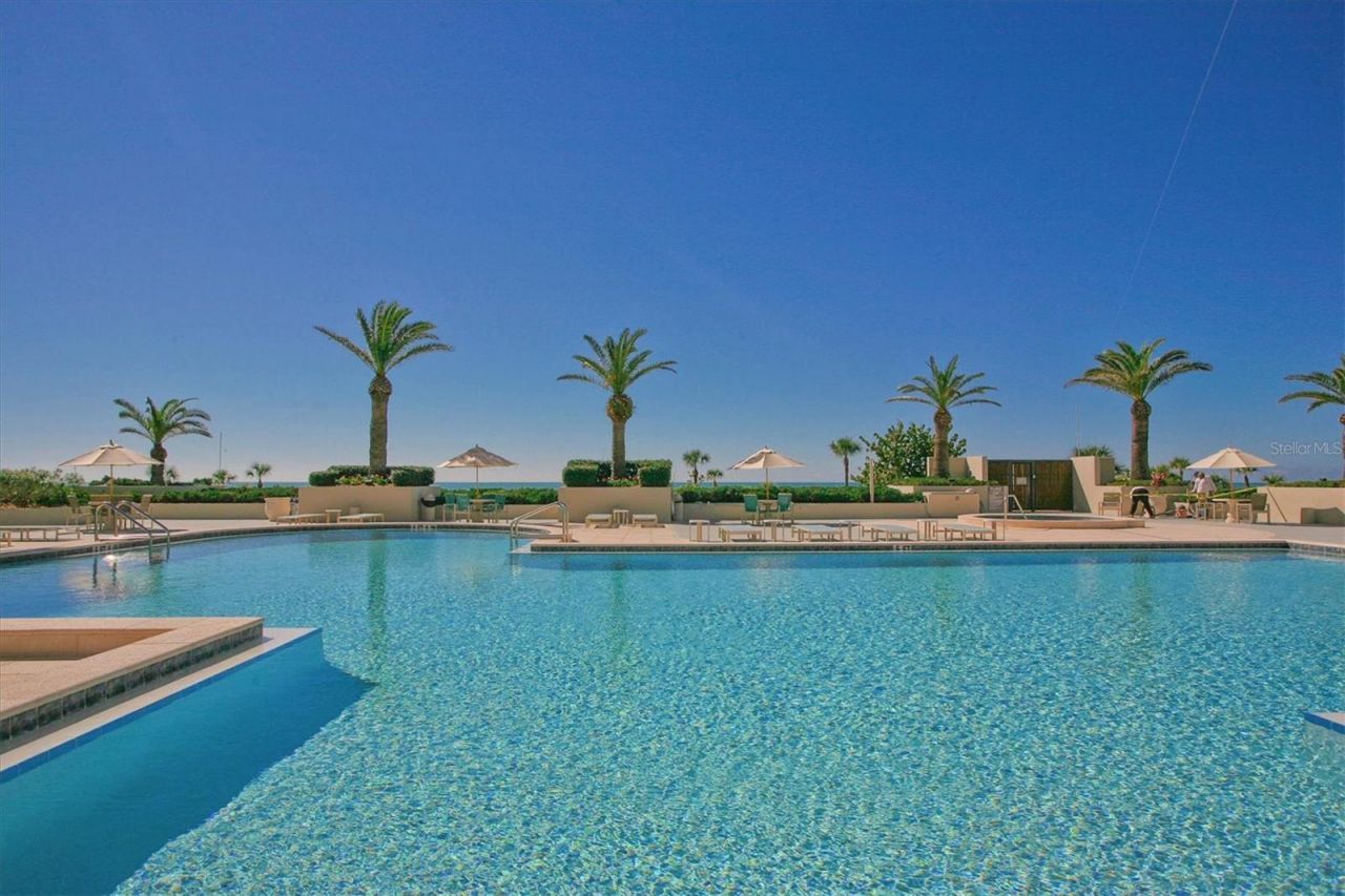 1211 Gulf Of Mexico Drive, Unit 1005, Longboat Key, FL 34228 Photo