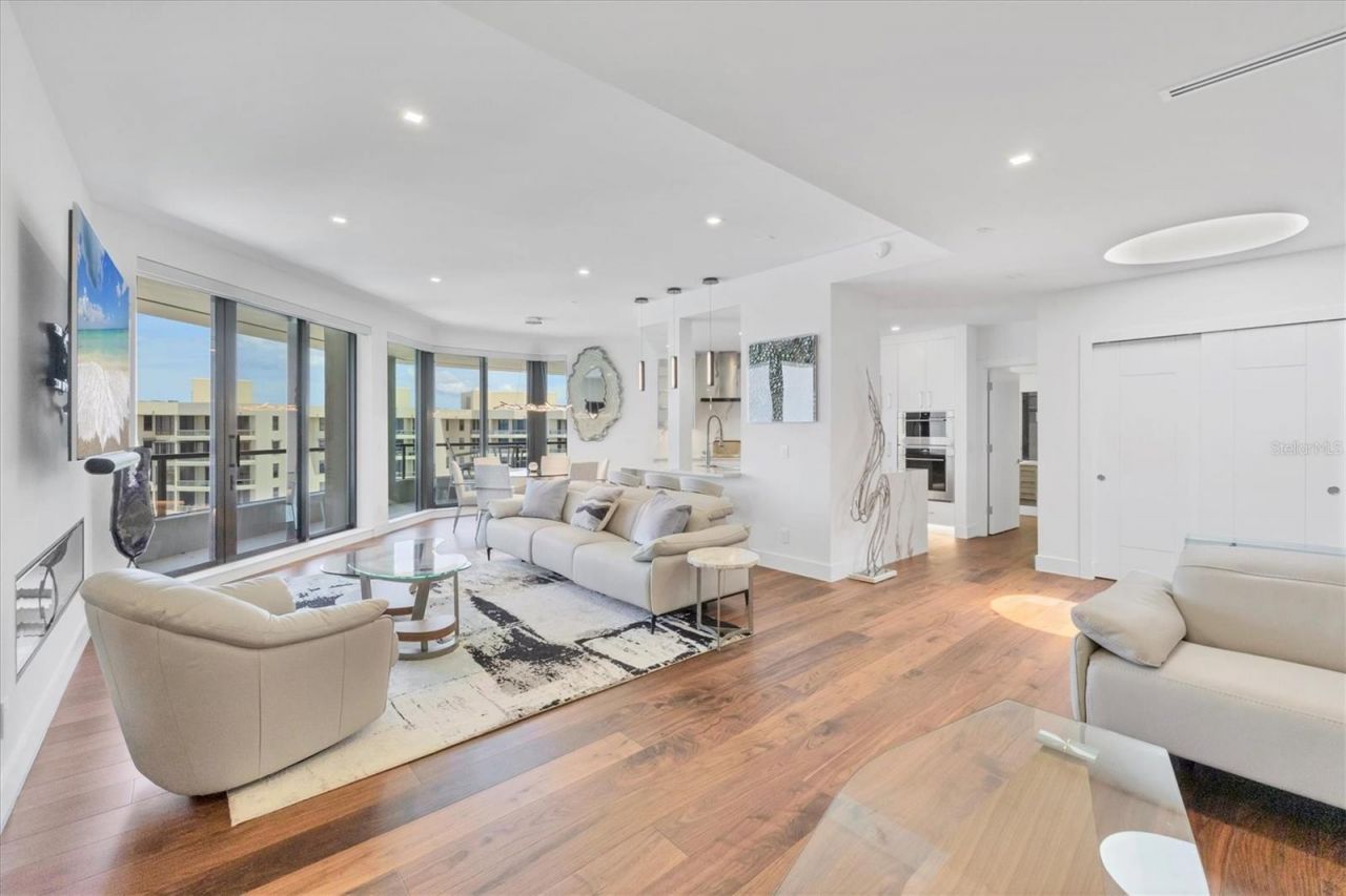 1211 Gulf Of Mexico Drive, Unit 1005, Longboat Key, FL 34228 Photo