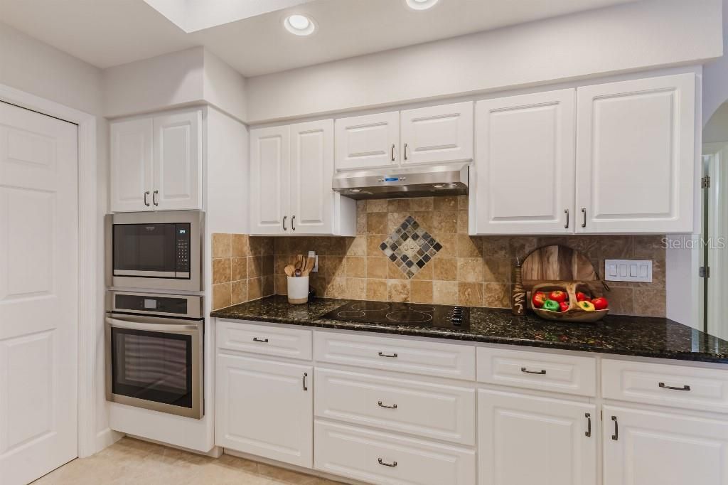 1060 Harbour Wood Drive, Punta Gorda, FL 33983 Photo