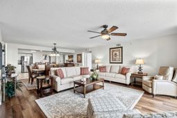 2151 Bridgeview Ct. photo 4