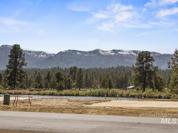 L8 B2 River Bank Drive, Cascade, ID 83611