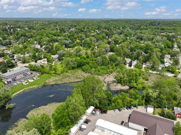 130 River Drive, Unit ABD, Milford, MI 48381