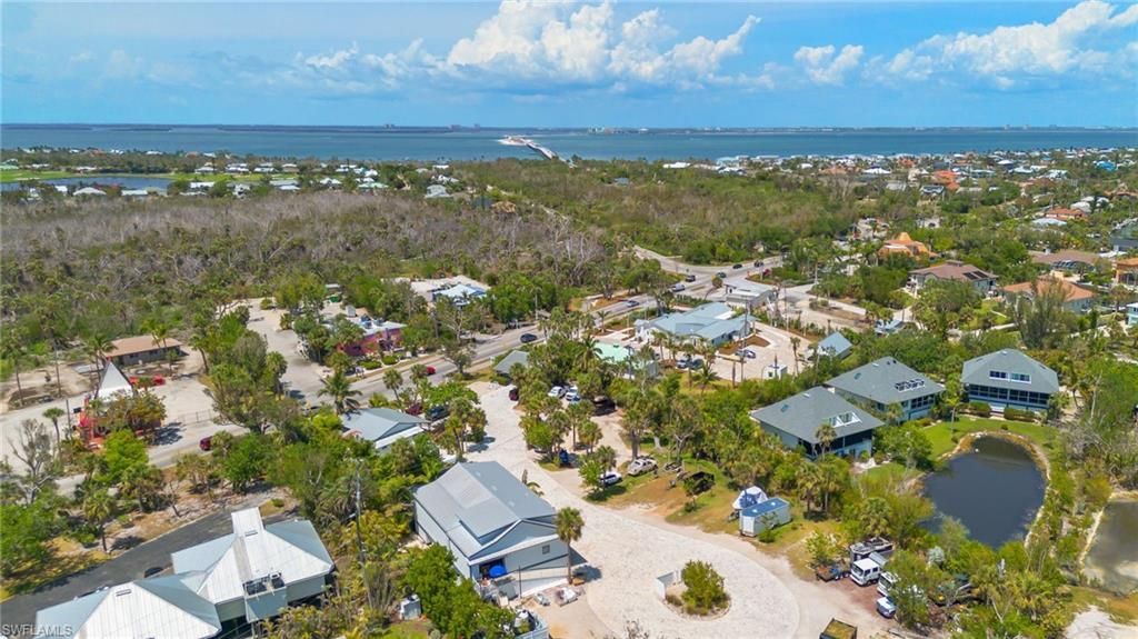 1039 & 1041 Periwinkle Way, Sanibel, FL 33957 Photo