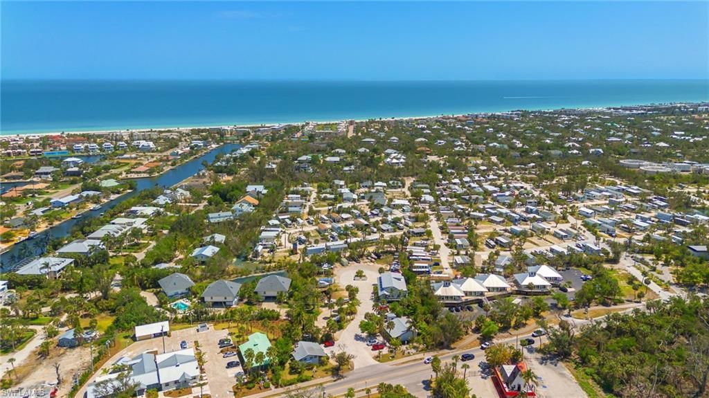 1039 & 1041 Periwinkle Way, Sanibel, FL 33957 Photo