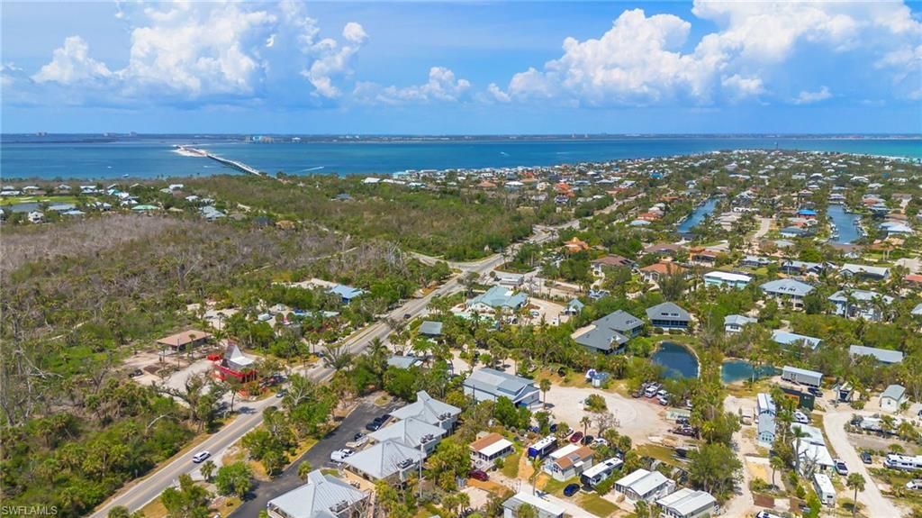 1039 & 1041 Periwinkle Way, Sanibel, FL 33957 Photo