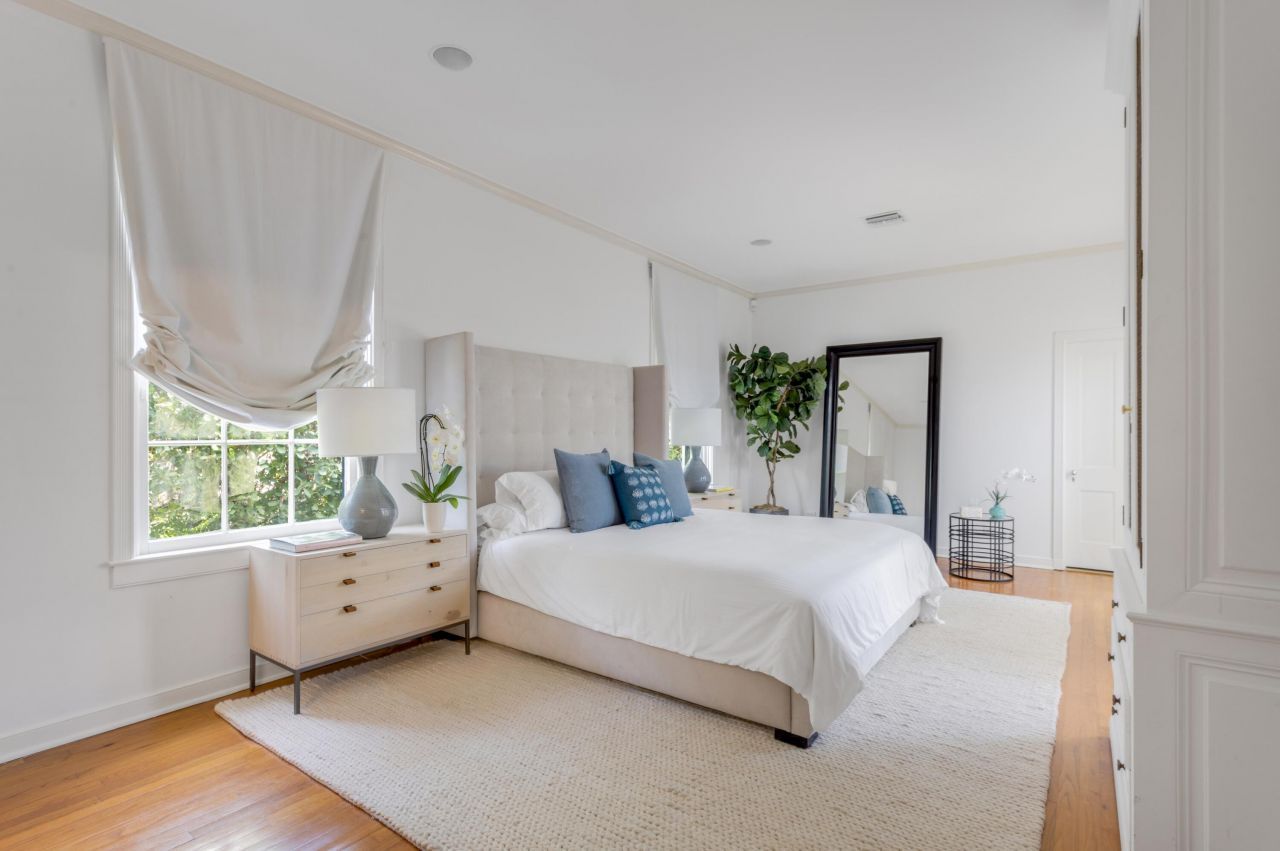 145 Clarendon Avenue, Palm Beach, FL 33480 Photo