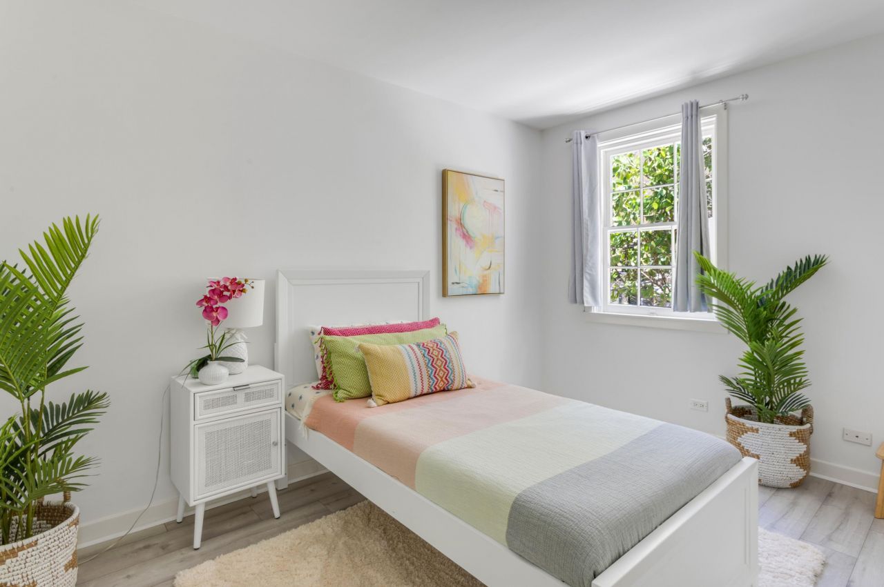 145 Clarendon Avenue, Palm Beach, FL 33480 Photo