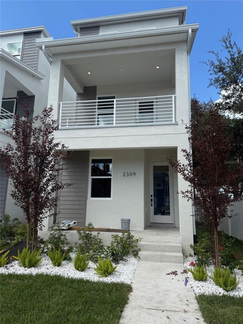 2315 W Spruce Street, Tampa, FL 33607 Main Photo