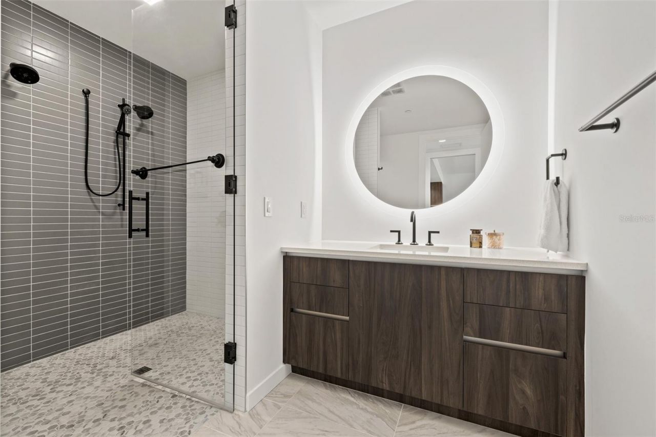 777 3rd Avenue N, Unit 806, Saint Petersburg, FL 33701 Photo