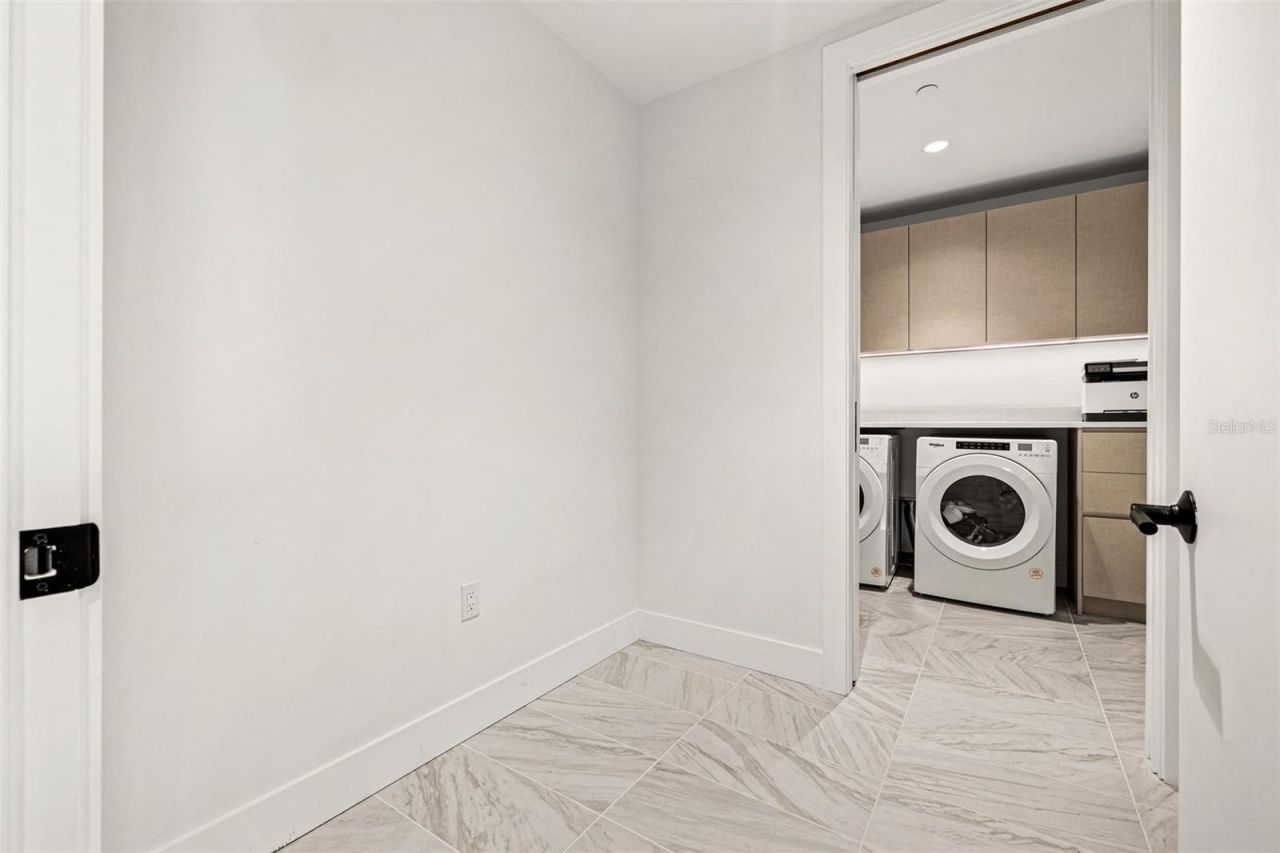 777 3rd Avenue N, Unit 806, Saint Petersburg, FL 33701 Photo