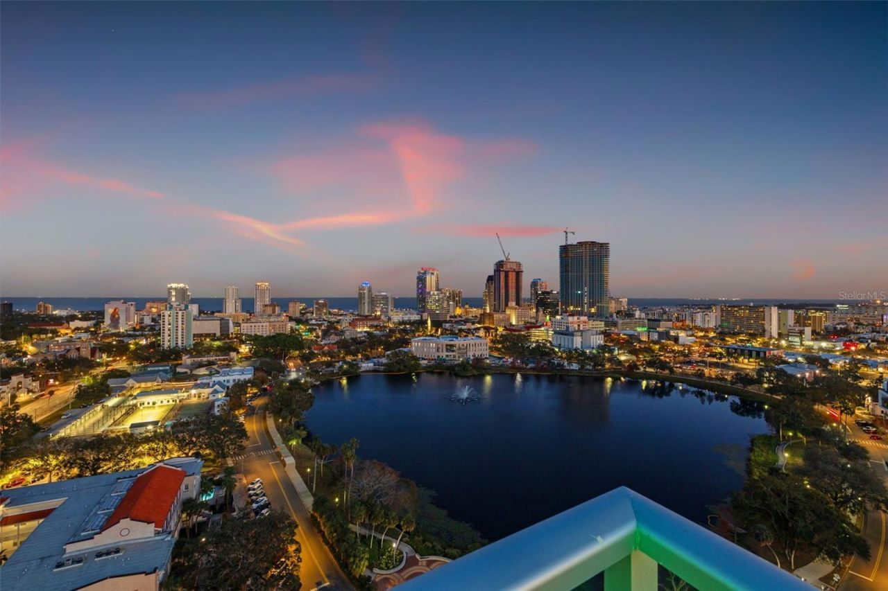 777 3rd Avenue N, Unit 806, Saint Petersburg, FL 33701 Photo