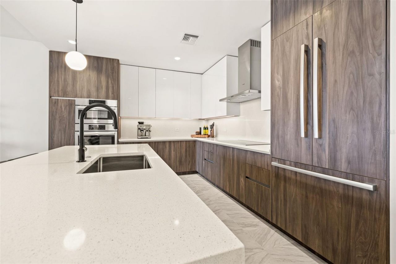 777 3rd Avenue N, Unit 806, Saint Petersburg, FL 33701 Photo