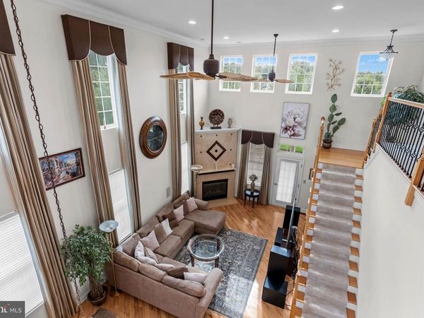 195 ROOSEVELT DRIVE, YARDLEY, PA 19067