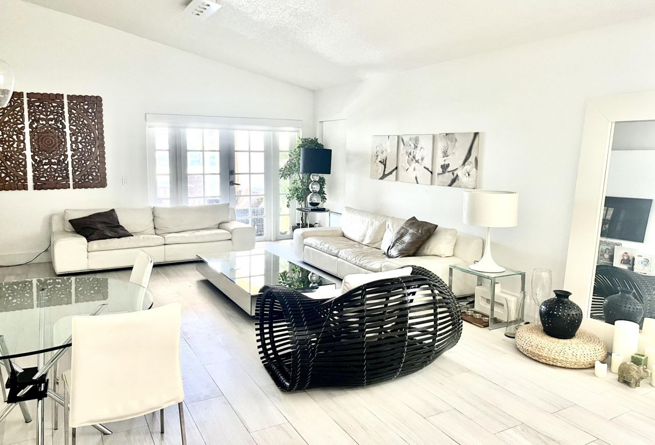 1377 Majesty Terrace, Weston, FL 33327 Photo