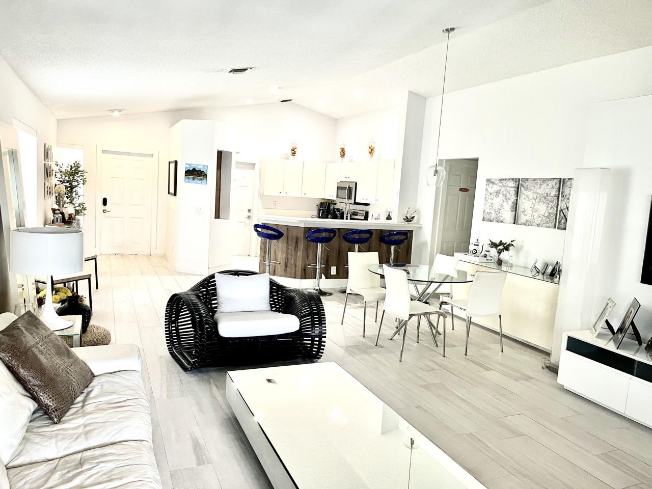 1377 Majesty Terrace, Weston, FL 33327 Photo